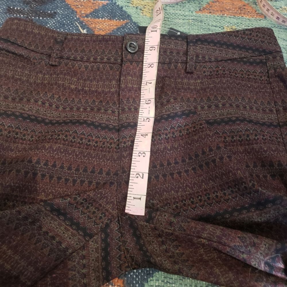 Peace of Cloth Pants - Picture 9 of 10